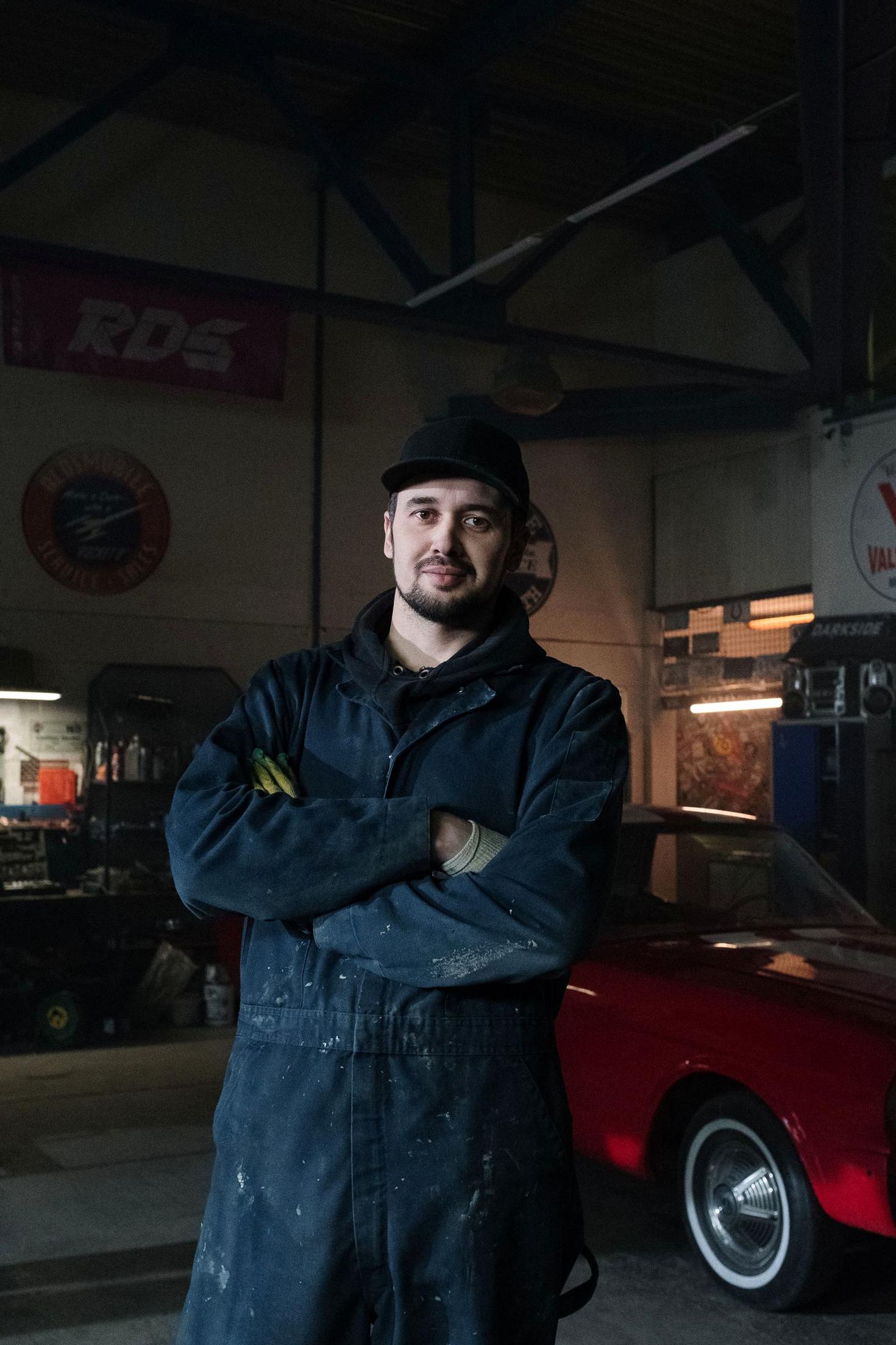 Exhaust Fabricator
